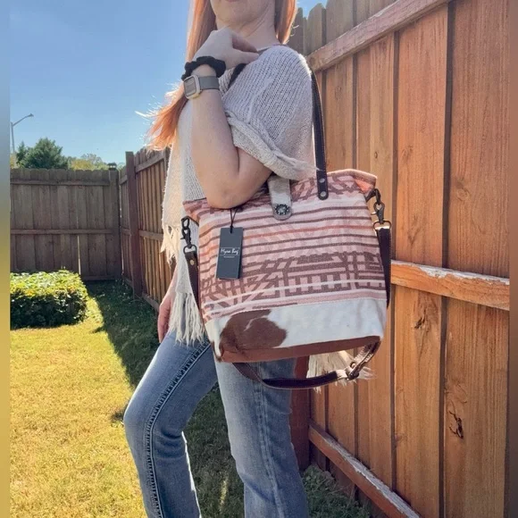 Myra Bag- Tea Rose Tote Bag - Picture 8 of 16